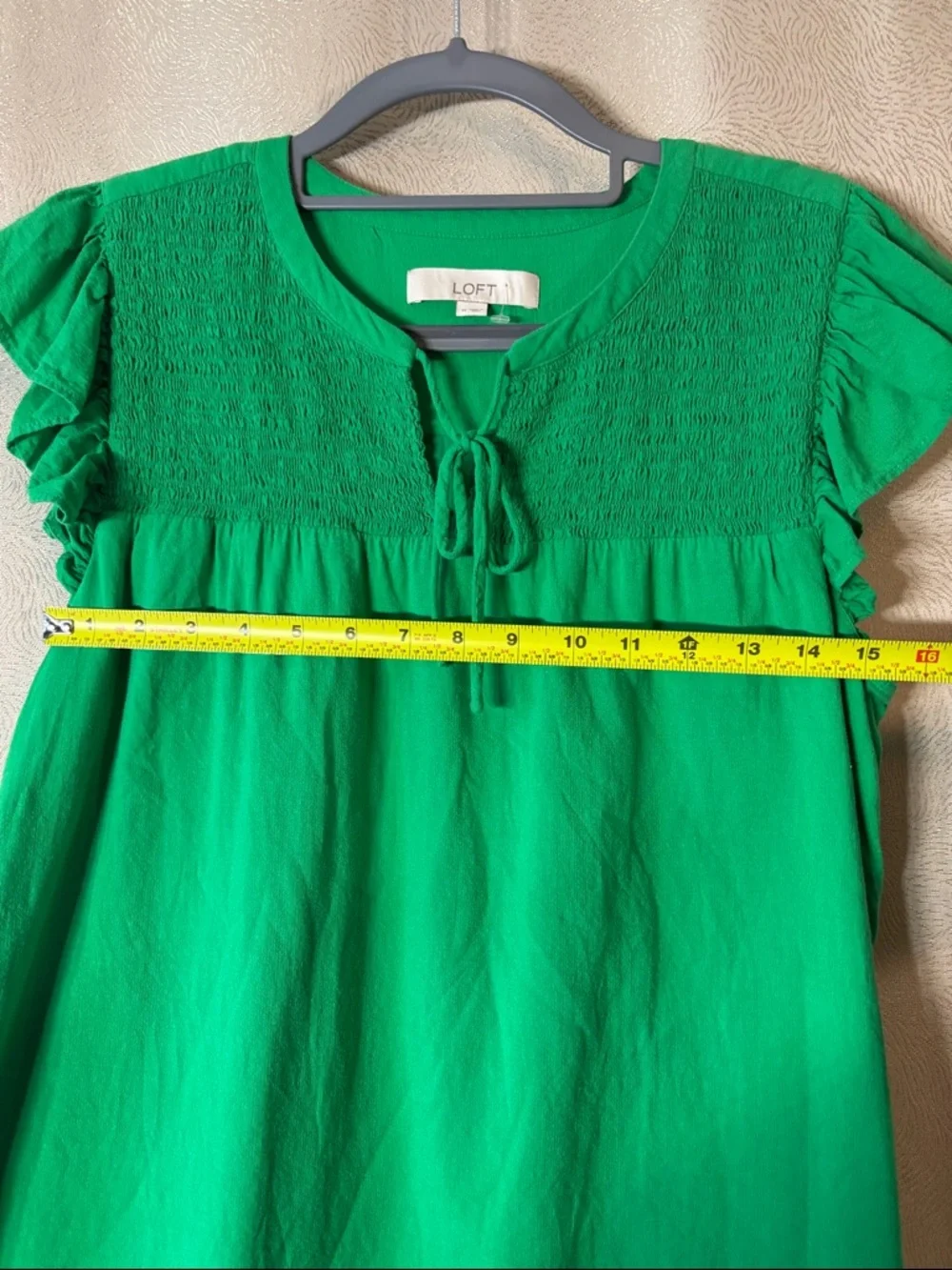 LOFT Green Smocked Yoke Tie-Front Flutter Sleeve Top 0247 - Picture 3 of 9